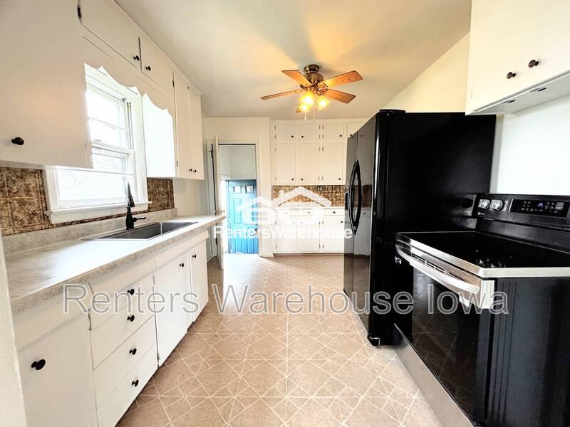 House for rent at 3287 Cumming Rd, Cumming, IA 50061