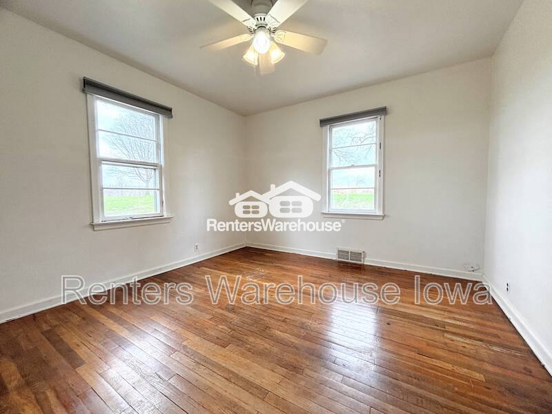 House for rent at 3287 Cumming Rd, Cumming, IA 50061