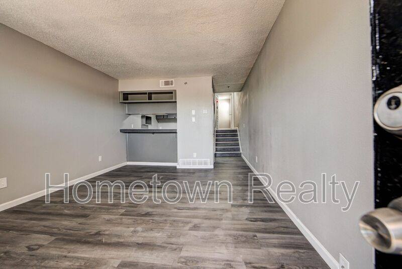 Apartment for rent at 1012 Chartrand Ave #31, Edmond, OK 73034