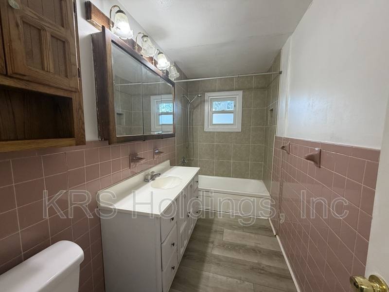 House for rent at 903 Freedom Ave, Portsmouth, VA 23701