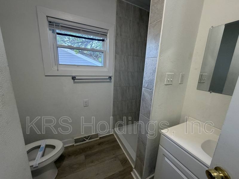 House for rent at 903 Freedom Ave, Portsmouth, VA 23701