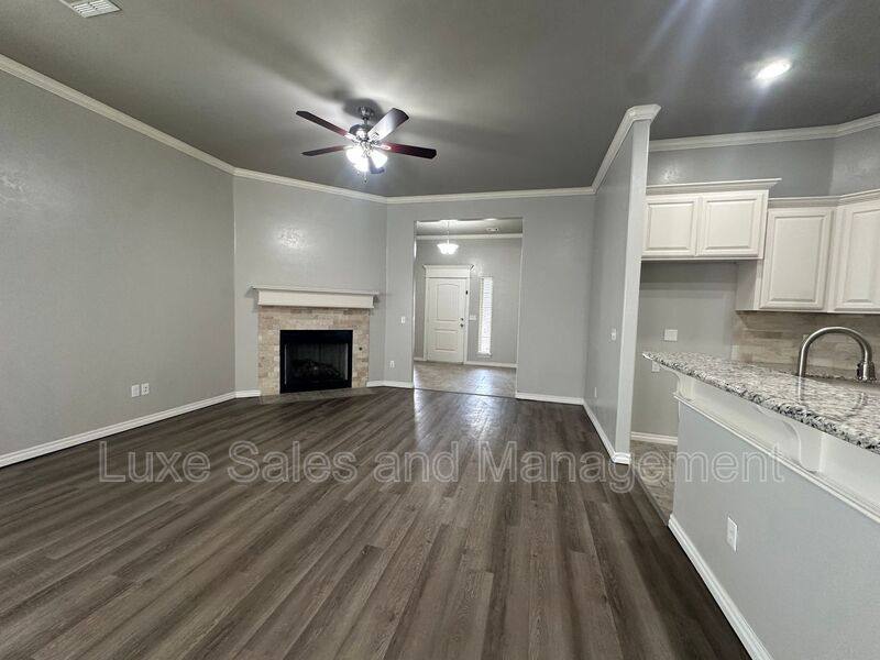 House for rent at 8017 NW 160th Terrace, Edmond, OK 73013