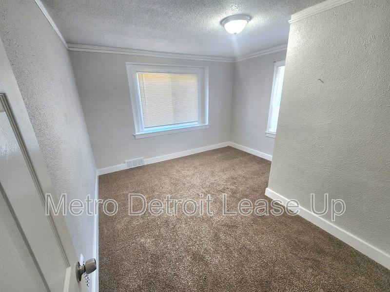 House for rent at 3651 Buckingham, Detroit, MI 48224