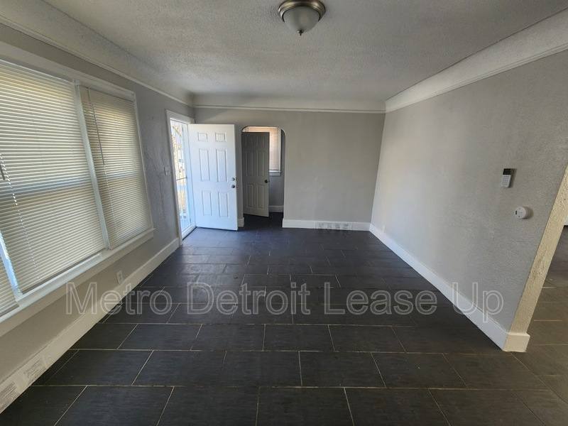 House for rent at 3651 Buckingham, Detroit, MI 48224