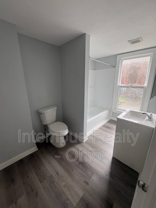 Apartment for rent at 7315 Guthrie Ave #1, Cleveland, OH 44102