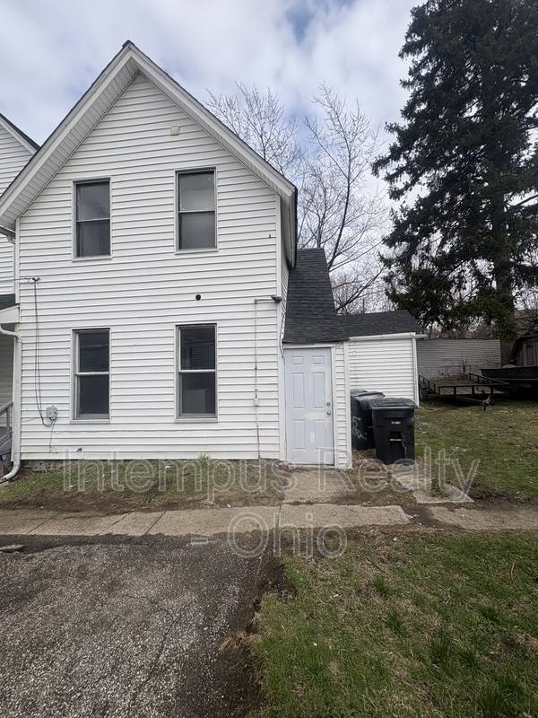 Apartment for rent at 7315 Guthrie Ave #1, Cleveland, OH 44102
