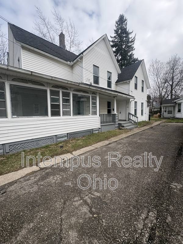 Apartment for rent at 7315 Guthrie Ave #1, Cleveland, OH 44102