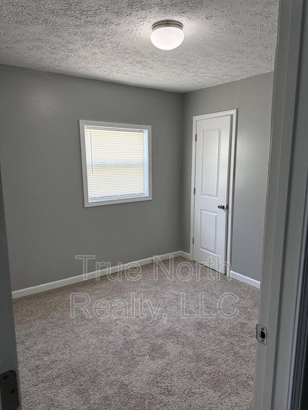 Townhouse for rent at 521 S Wayne Ave, Columbus, OH 43204