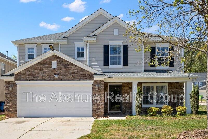 House for rent at 6571 Guard Hill Dr, Raleigh, NC 27610