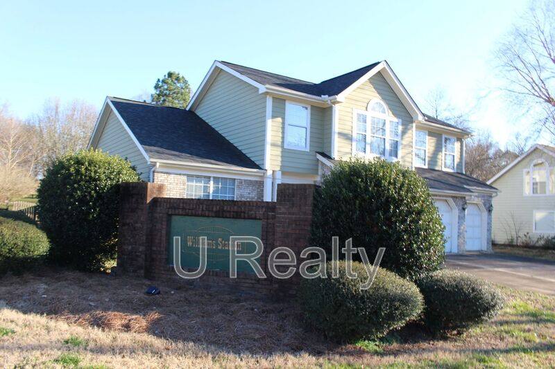 House for rent at 3010 Williams Station Rd, Matthews, NC 28105