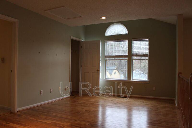 House for rent at 3010 Williams Station Rd, Matthews, NC 28105