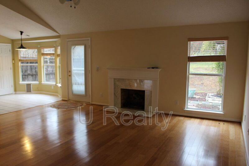 House for rent at 3010 Williams Station Rd, Matthews, NC 28105
