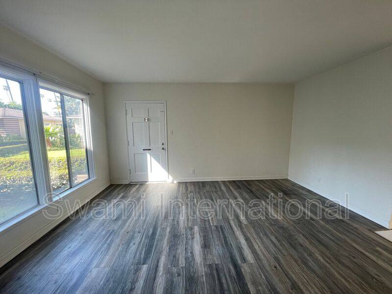 Apartment for rent at 622 1 2 E #97TH, Inglewood, CA 90301