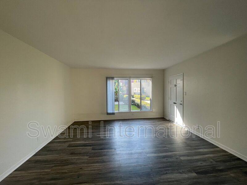 Apartment for rent at 622 1 2 E #97TH, Inglewood, CA 90301