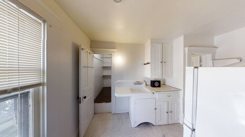 Apartment for rent at 802 E Kingsley St #2, Ann Arbor, MI 48104