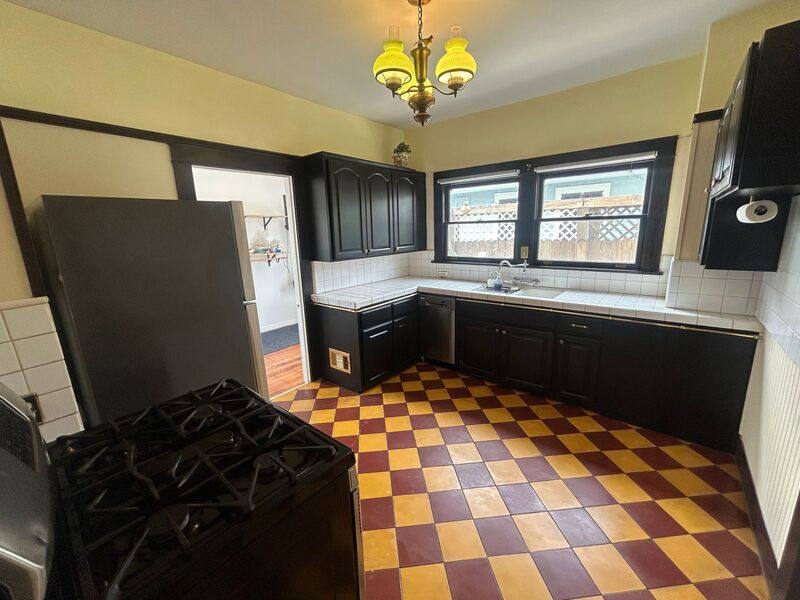 House for rent at 514 E Howard St, Pasadena, CA 91104