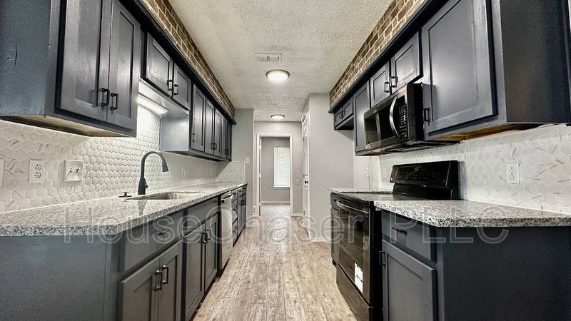 House for rent at 611 Ironton Ave, Lubbock, TX 79416
