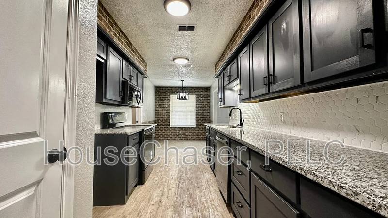 House for rent at 611 Ironton Ave, Lubbock, TX 79416