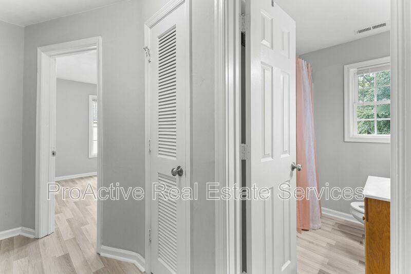Apartment for rent at 1415 Commerce Ave #1, Chesapeake, VA 23324