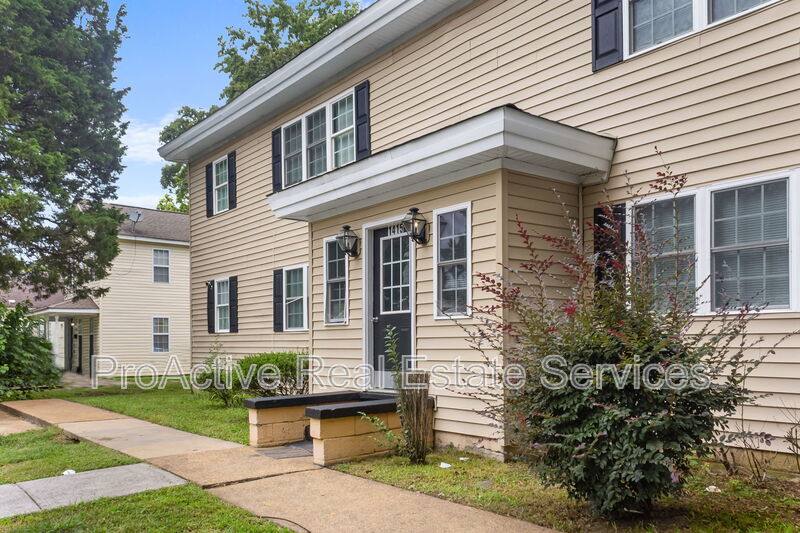 Apartment for rent at 1415 Commerce Ave #1, Chesapeake, VA 23324