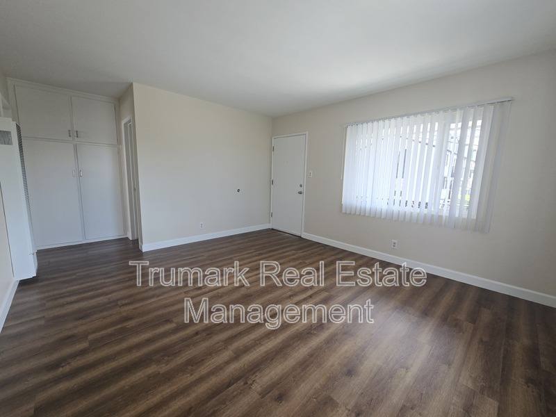 Apartment for rent at 311 N Pacific Ave #3, Glendale, CA 91203