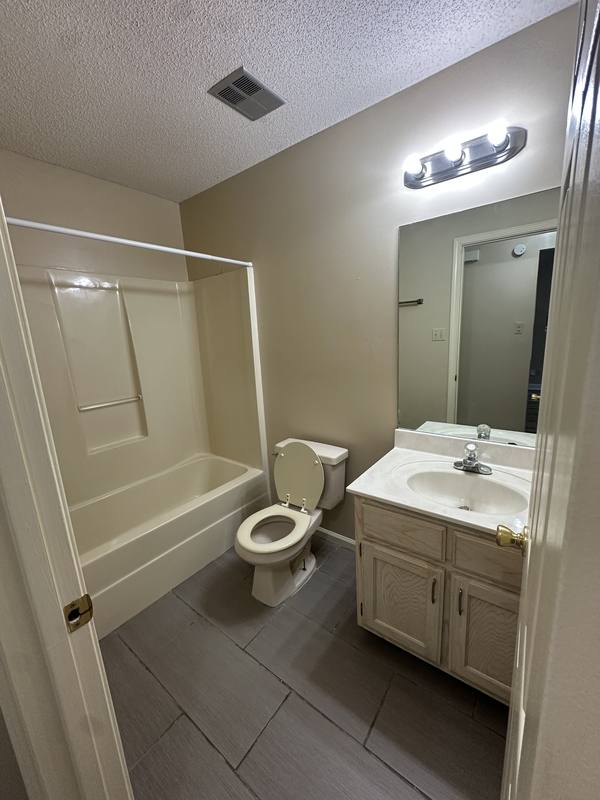 House for rent at 1844 Eagle Shore Dr, Cordova, TN 38016