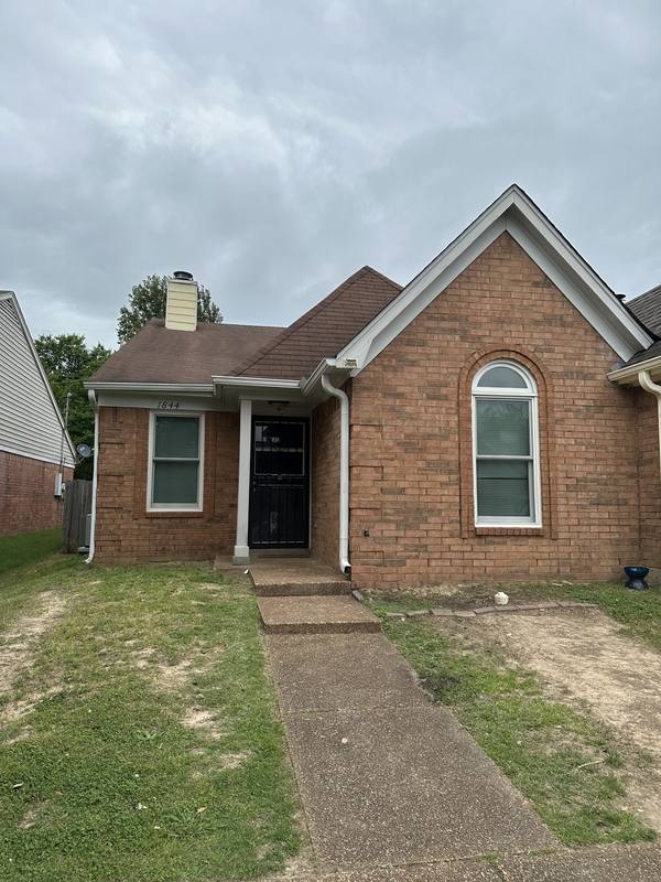House for rent at 1844 Eagle Shore Dr, Cordova, TN 38016