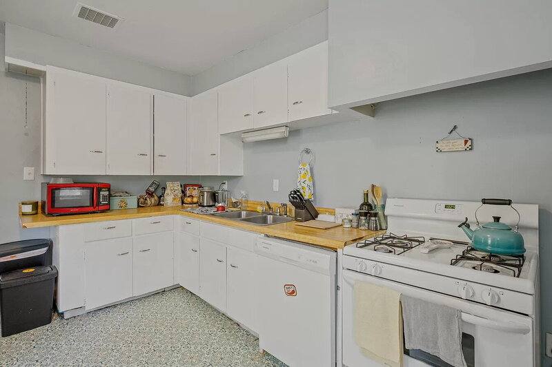 Apartment for rent at 514 Crescent St NE #2, Grand Rapids, MI 49503