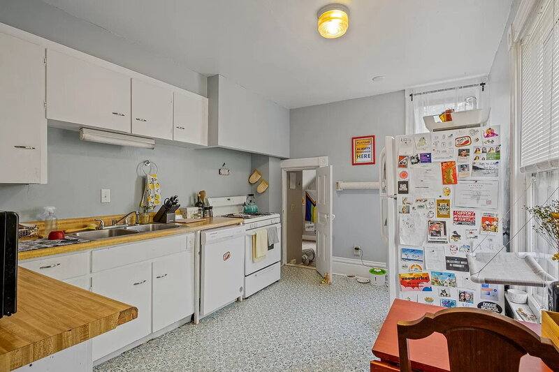Apartment for rent at 514 Crescent St NE #2, Grand Rapids, MI 49503