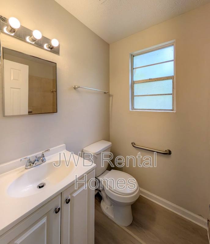 House for rent at 835 Union St E, Jacksonville, FL 32206