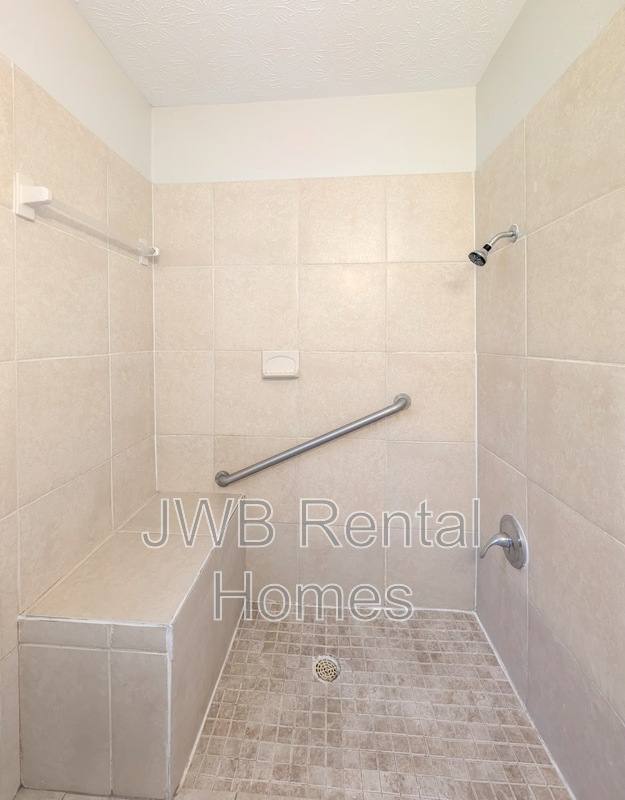 House for rent at 835 Union St E, Jacksonville, FL 32206