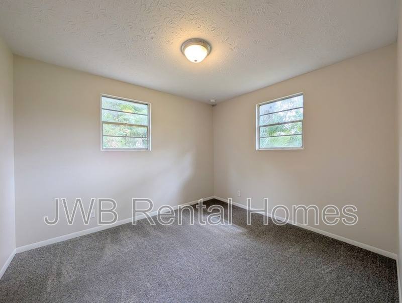 House for rent at 835 Union St E, Jacksonville, FL 32206