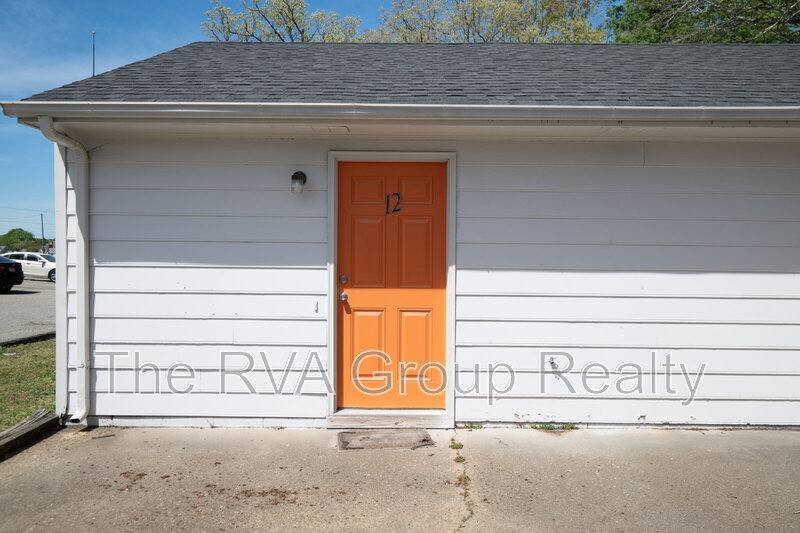 Apartment for rent at 3805 Woodlawn St #12, Hopewell, VA 23860