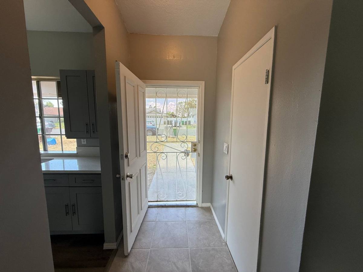 House for rent at 44466 Meadow Grove St, Hemet, CA 92544
