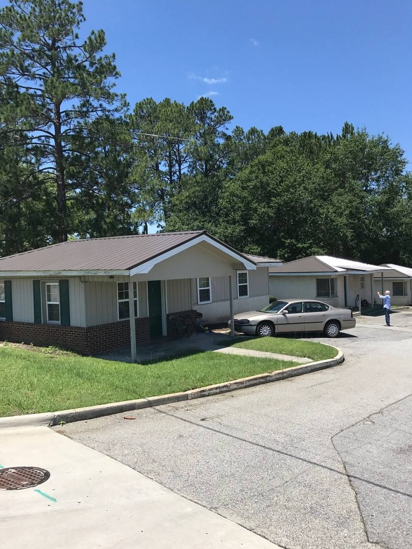 Apartment for rent at 817 S Main St, Statesboro, GA 30458