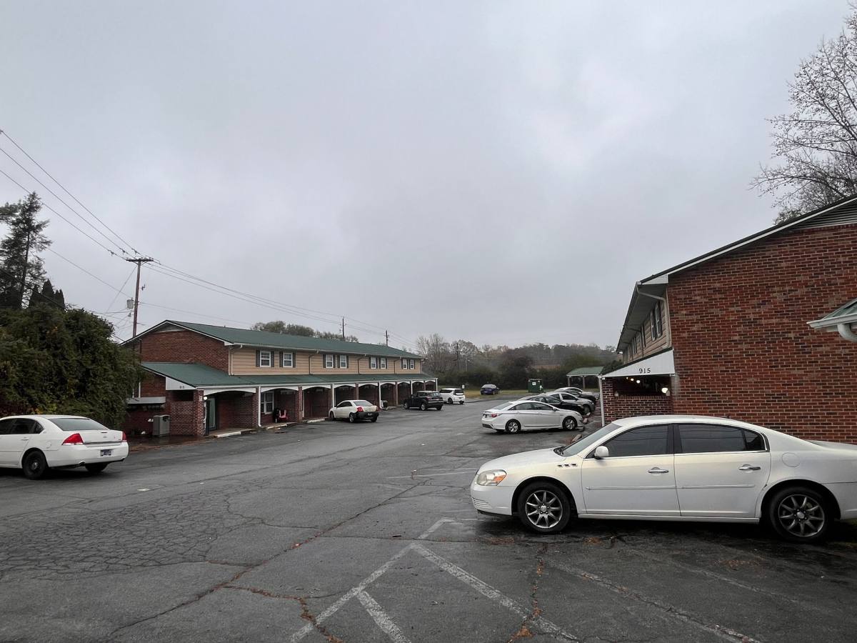 Townhouse for rent at 915 Moreland Dr, Kingsport, TN 37664