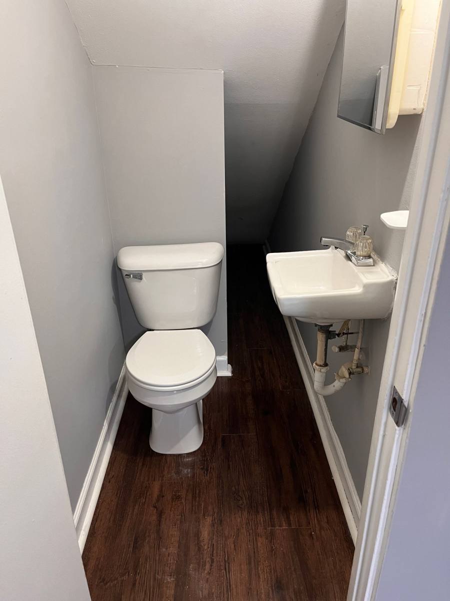 Townhouse for rent at 915 Moreland Dr, Kingsport, TN 37664