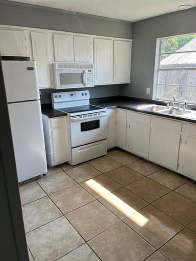 Apartment for rent at 3 Fra Mar Place, Jacksonville, AR 72076