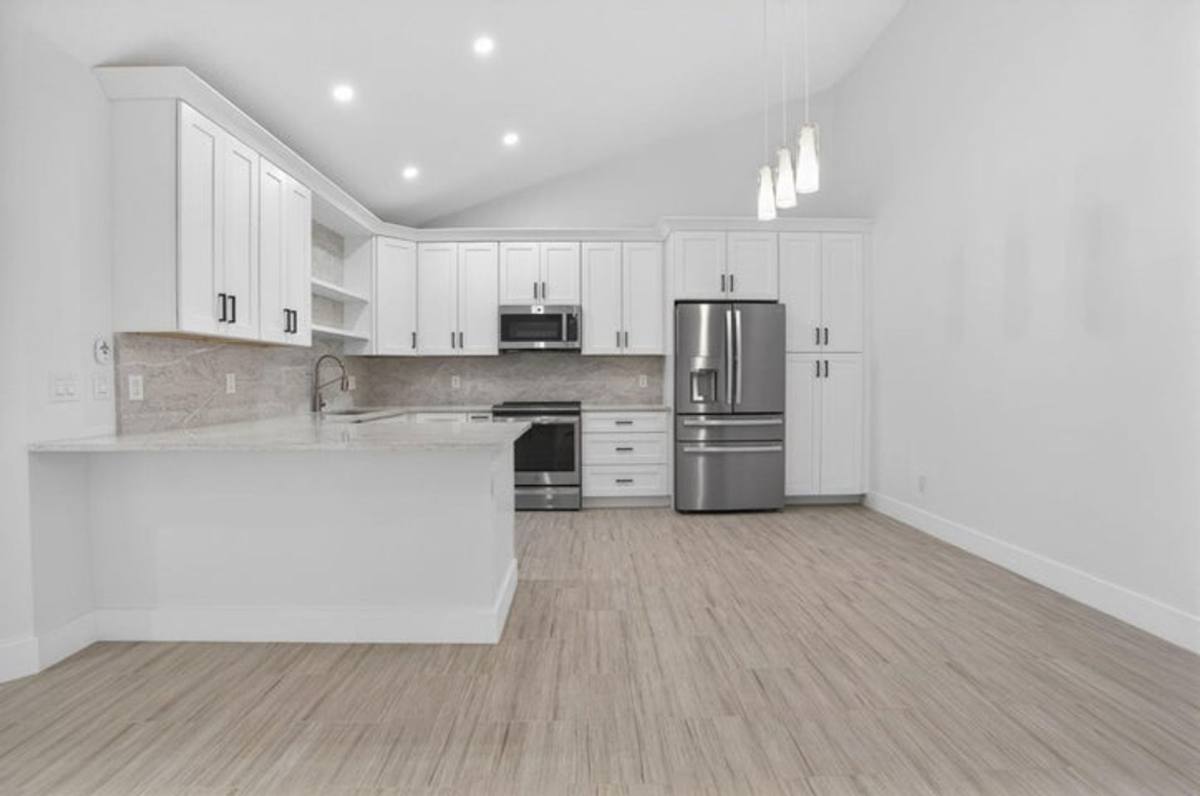 Townhouse for rent at 5230 Woodruff Lane, Palm Beach Gardens, FL 33418