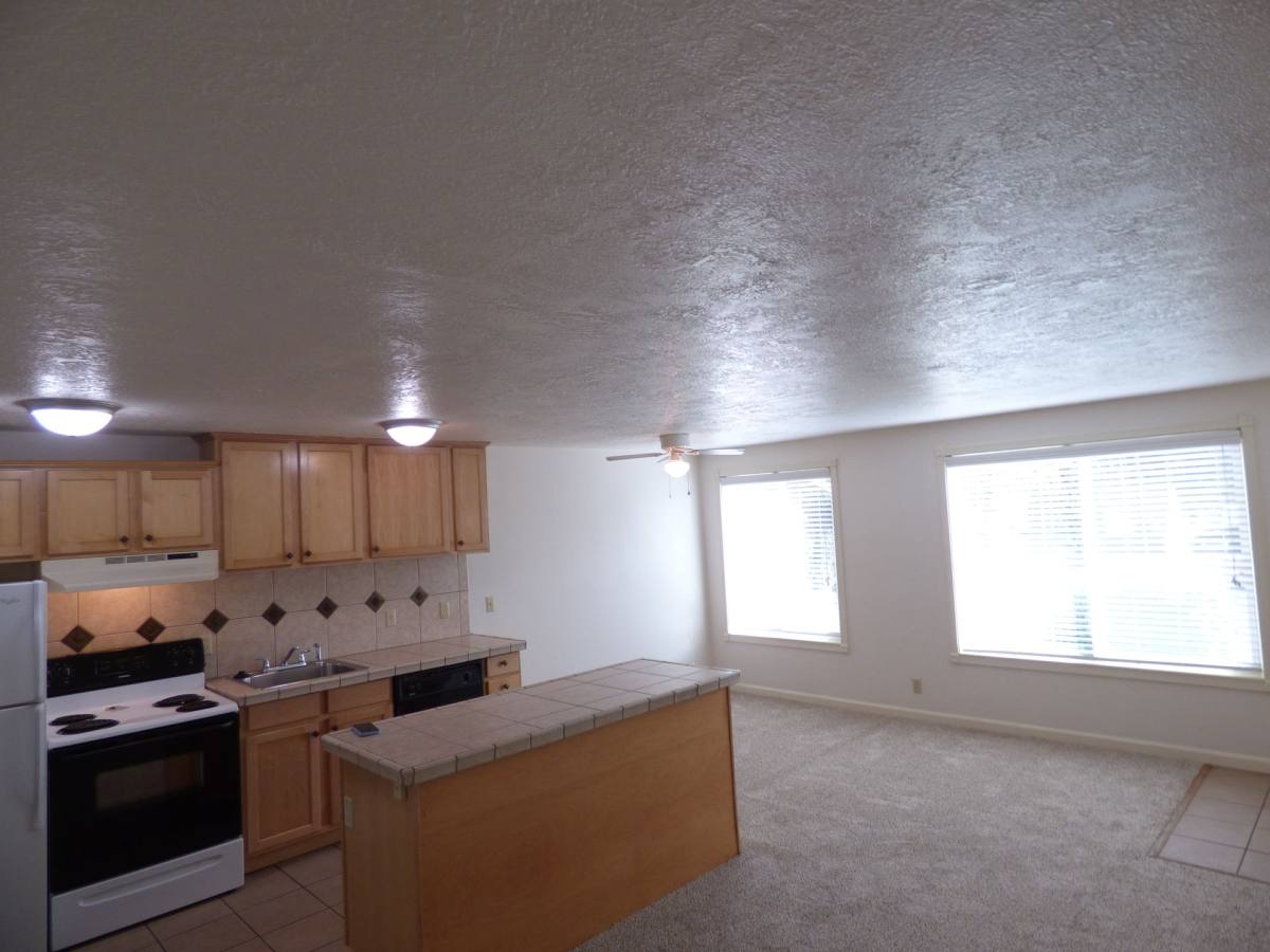 Apartment for rent at 3361 Crawford St SE A-F, Salem, OR 97302