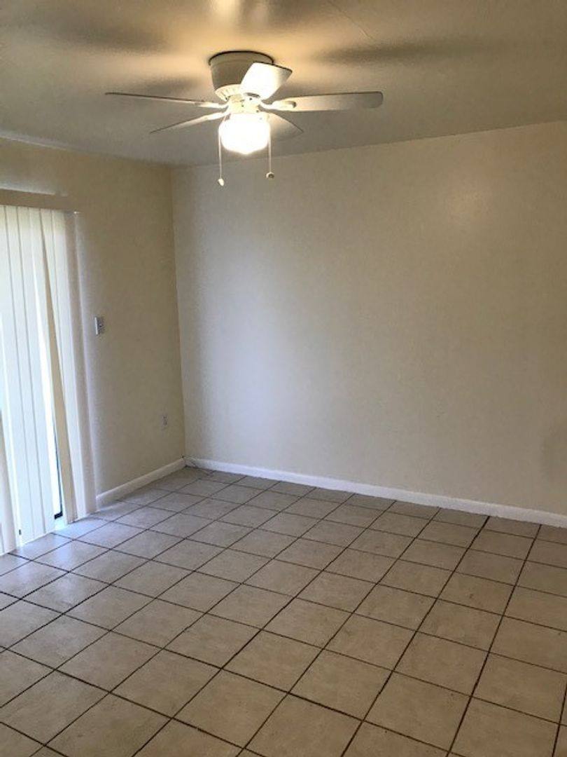 Apartment for rent at 21726 Highway 27, Leesburg, FL 34748