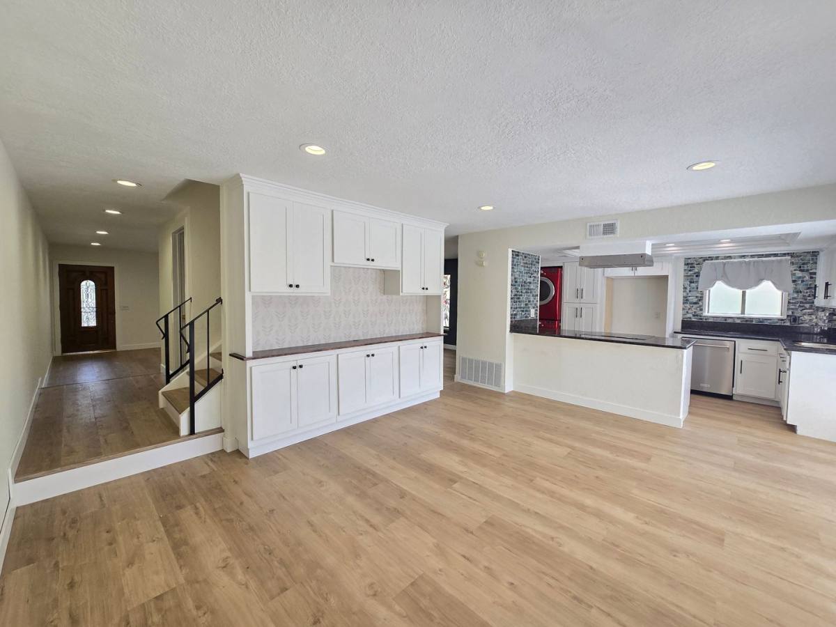 House for rent at 7061 Seville Way, Riverside, CA 92506