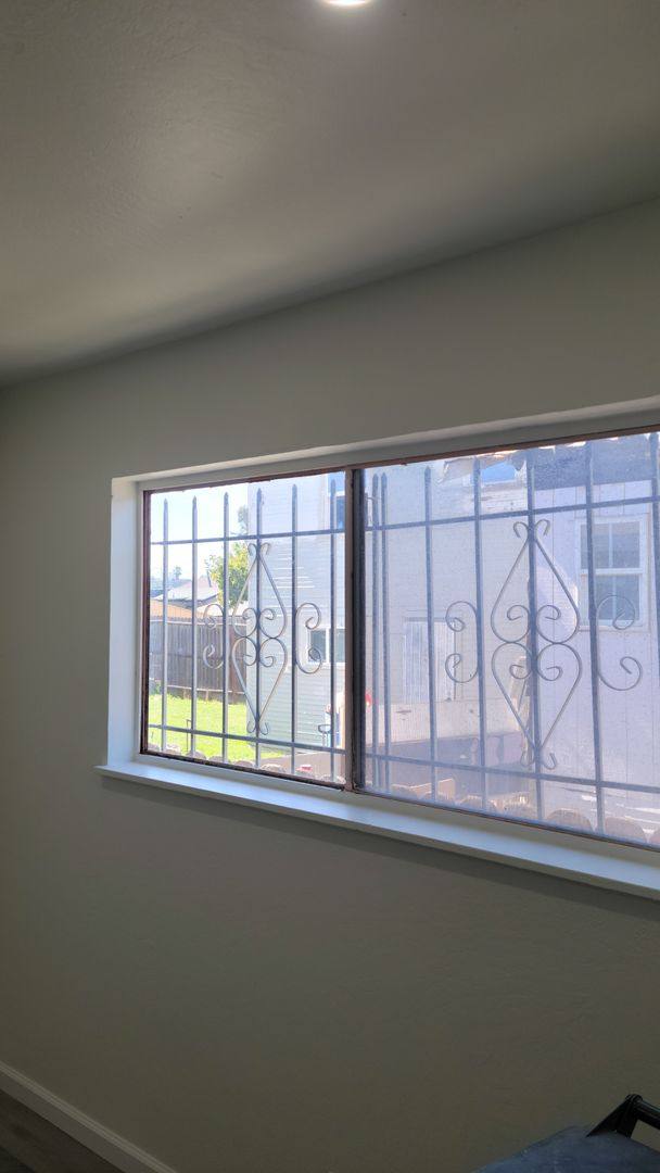 Apartment for rent at 3487 Paxton Ave, Oakland, CA 94601