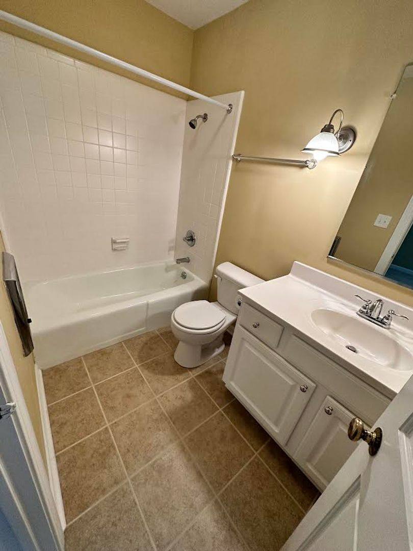 Townhouse for rent at 305 Hanover Arms, Winston Salem, NC 27104