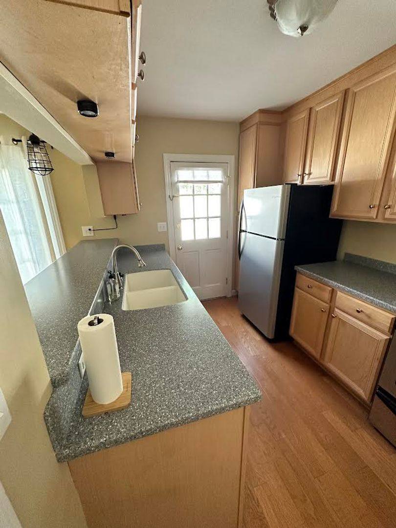 Townhouse for rent at 305 Hanover Arms, Winston Salem, NC 27104