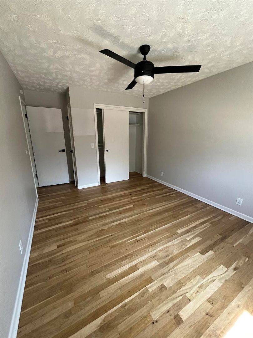 Apartment for rent at 801 N 48th St, Omaha, NE 68132
