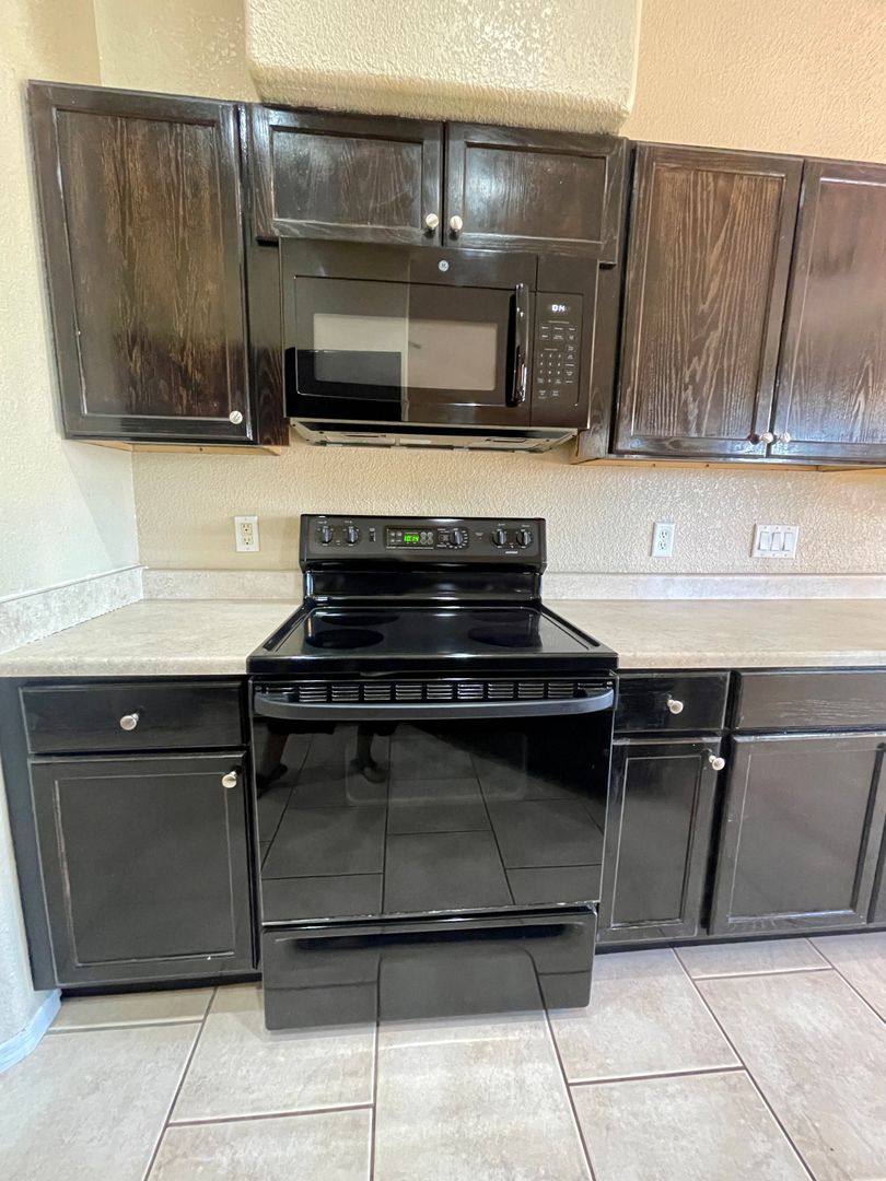 House for rent at 2330 W 22nd Place, Yuma, AZ 85364