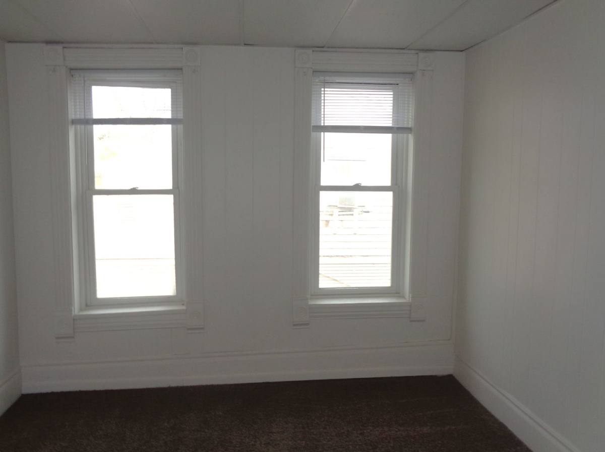 Apartment for rent at 746 Rose, Lincoln, NE 68502