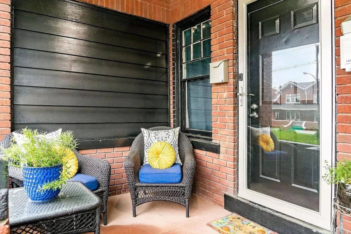 Townhouse for rent at 1233 E Livingston Ave, Columbus, OH 43205