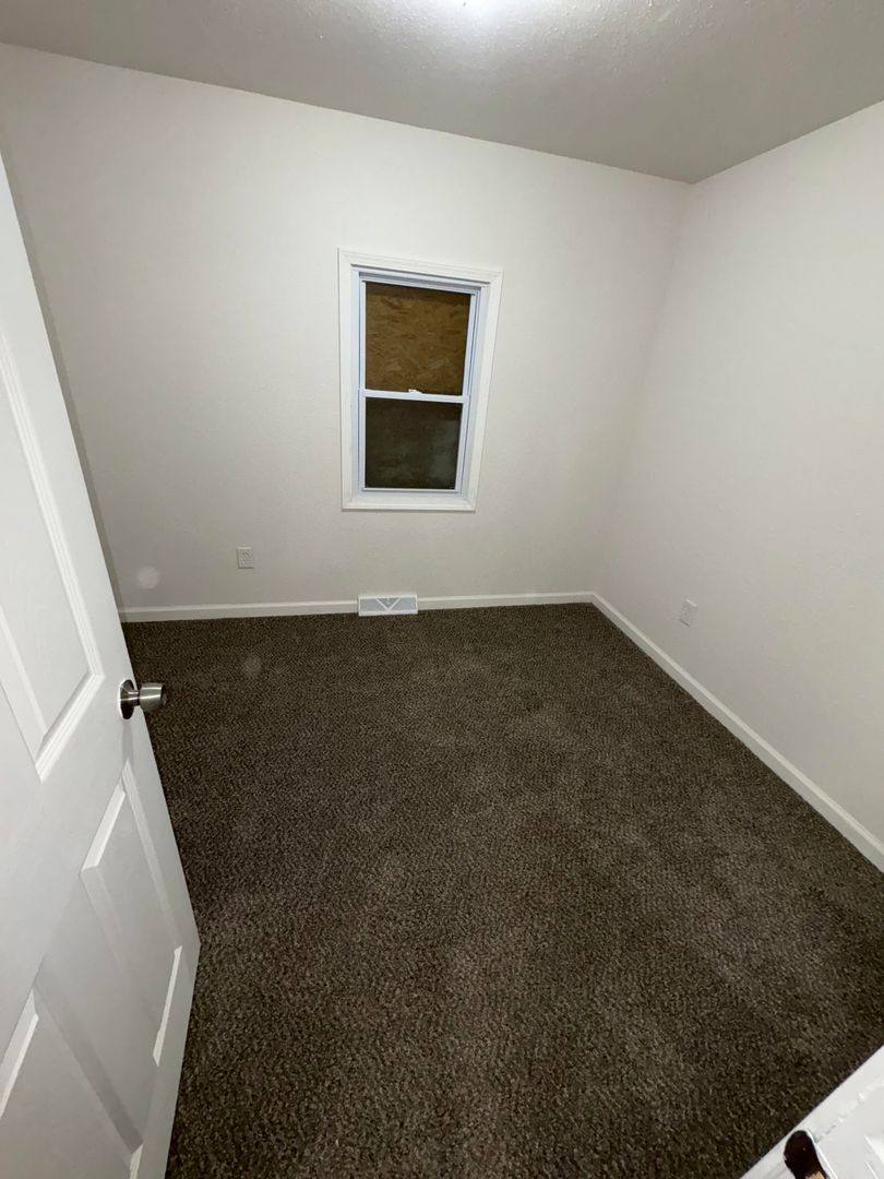 House for rent at 11 Westwood Dr, East Saint Louis, IL 62206